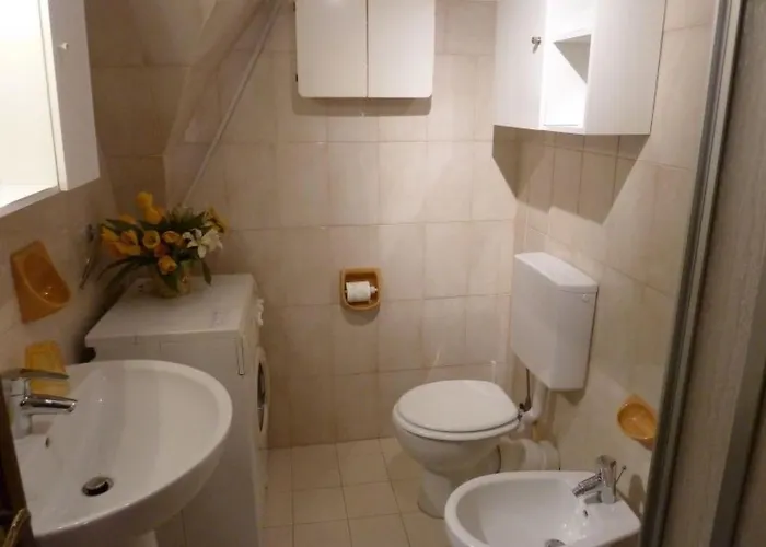 Apartament 'casa Mamma Rosetta By Interhome Civezza
